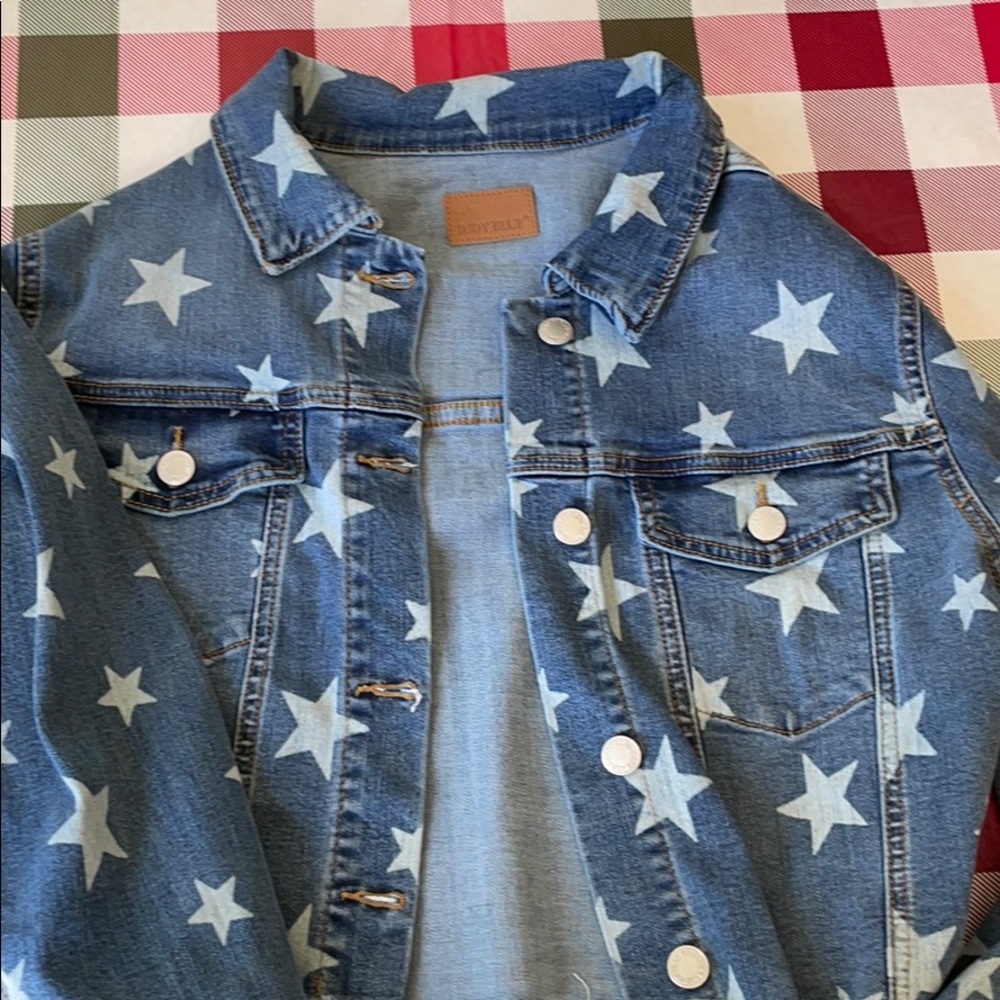 Crop Jean star Judy blue jacket.
